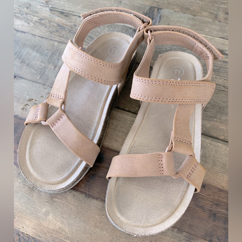 Toddler Boys Size 11 Cat & Jack Tan Sandals